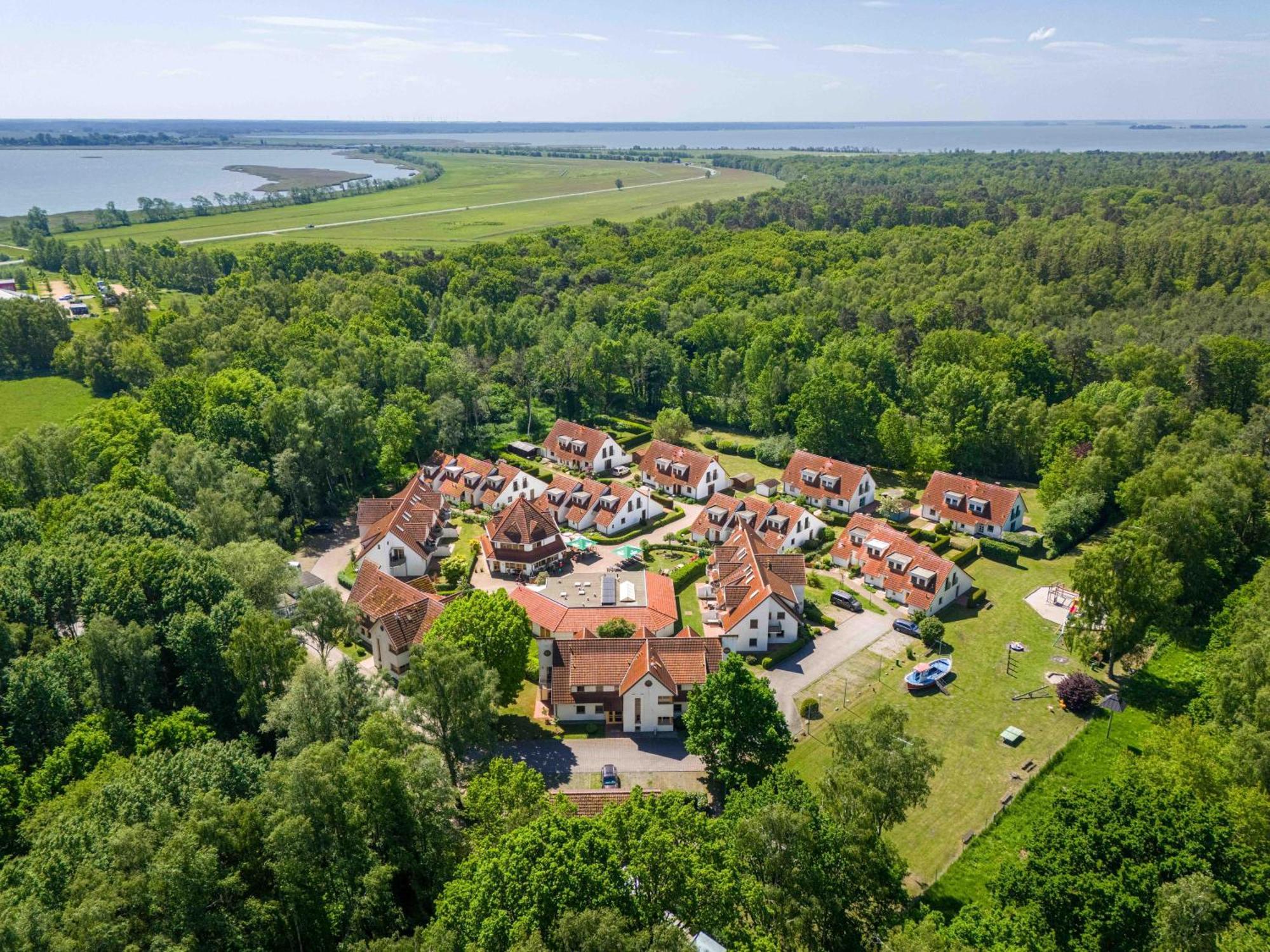 Ferienpark Freesenbruch Wohnung 4 3 - Inseltreff Ostseeheilbad Ostseeheilbad Zingst Exterior foto